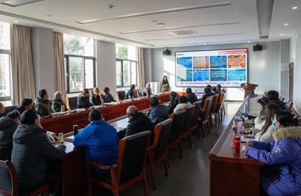 党委书记田洪光深入马克思主义学院指导思政课集体备课并开展专题调研